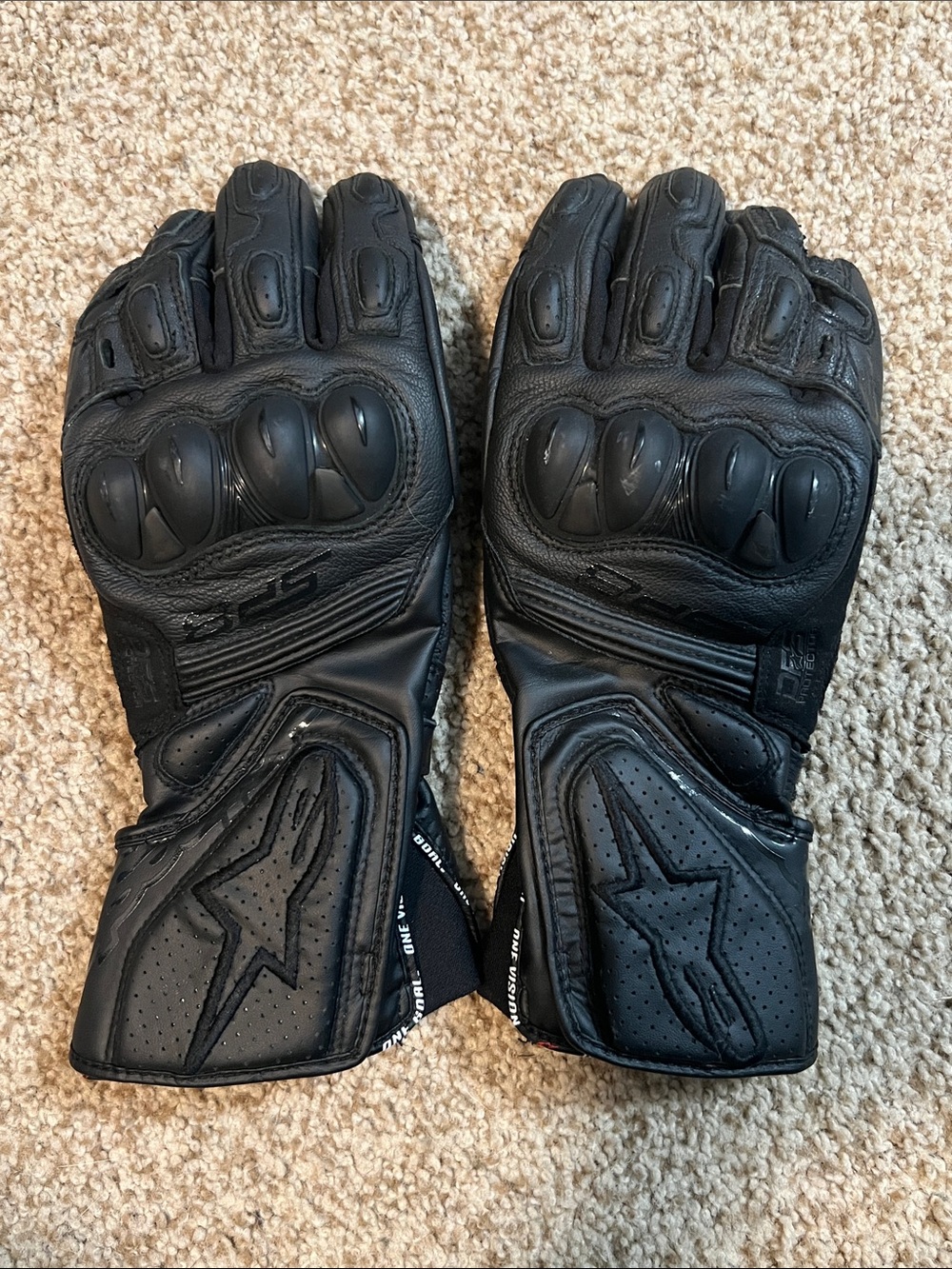✨ALPINESTARS Men’s SP-8 V3 Gloves M